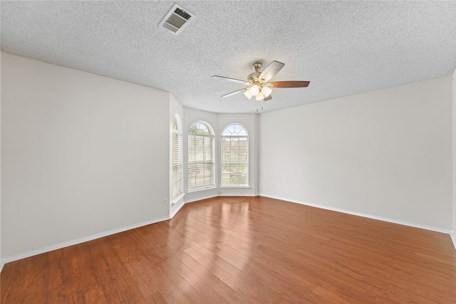 1521 Curtis Lane, Cedar Hill, TX 75104