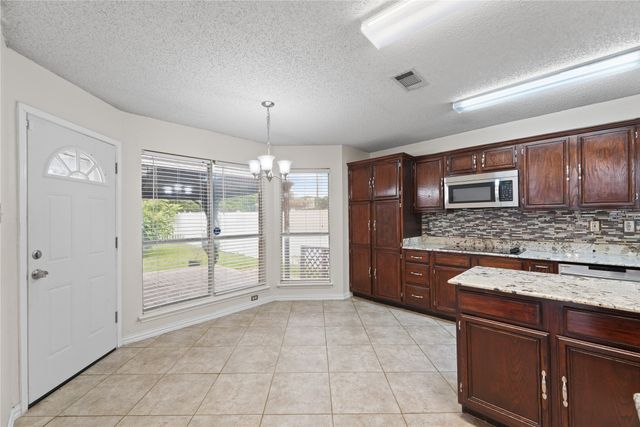 1521 Curtis Lane, Cedar Hill, TX 75104