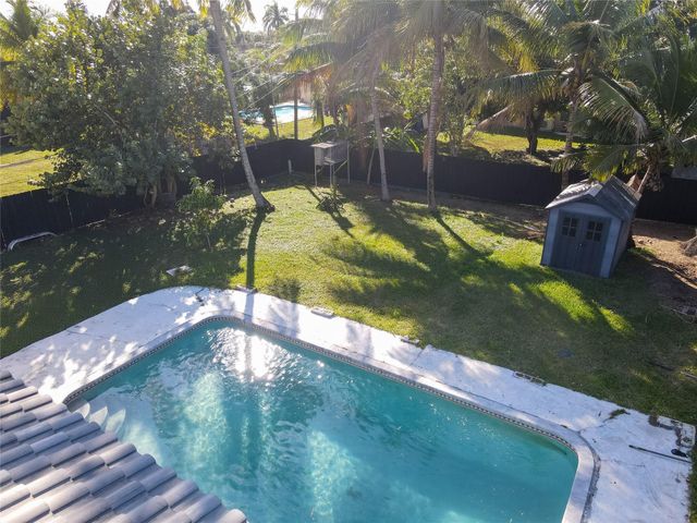 607 Maple Drive, Margate, FL 33063