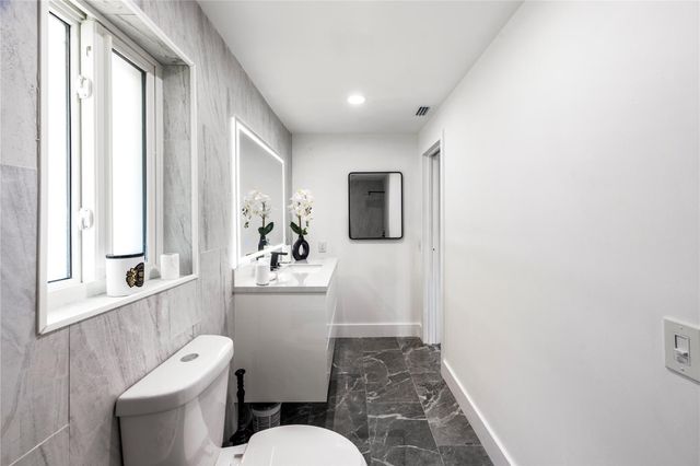 607 Maple Drive, Margate, FL 33063