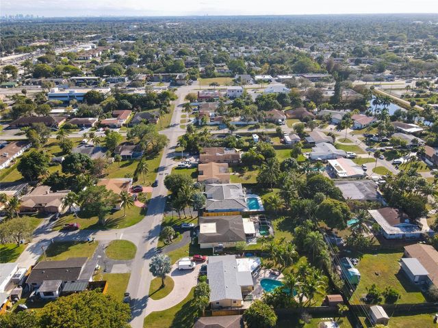 607 Maple Drive, Margate, FL 33063
