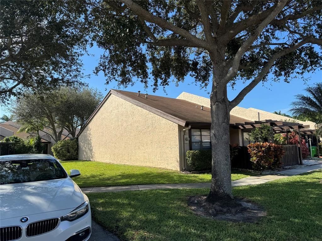 8336 NW 37th Place, Sunrise, FL 33351