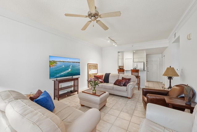 225 Murcia Drive 109, Jupiter, FL 33458