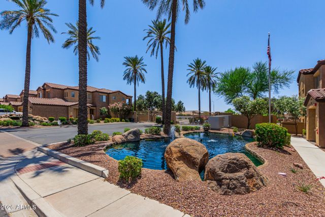 250 W QUEEN CREEK Road 145, Chandler, AZ 85248