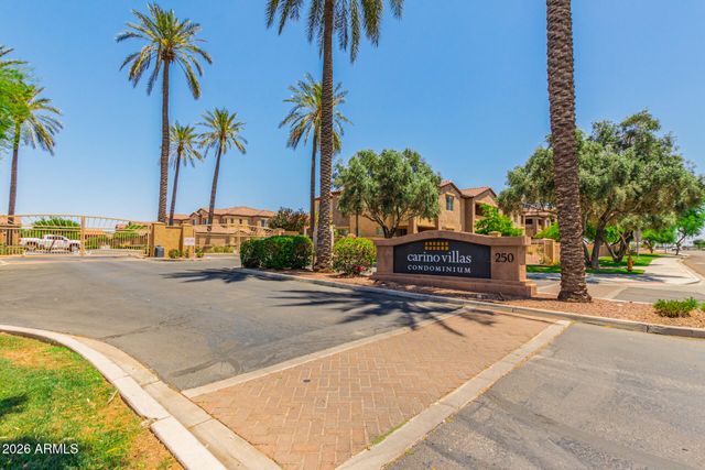 250 W QUEEN CREEK Road 145, Chandler, AZ 85248
