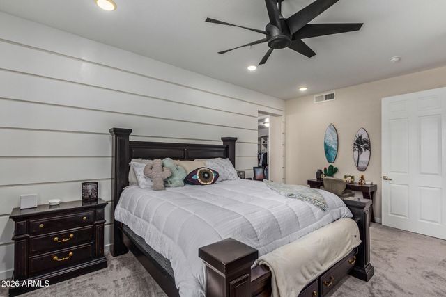 250 W QUEEN CREEK Road 145, Chandler, AZ 85248