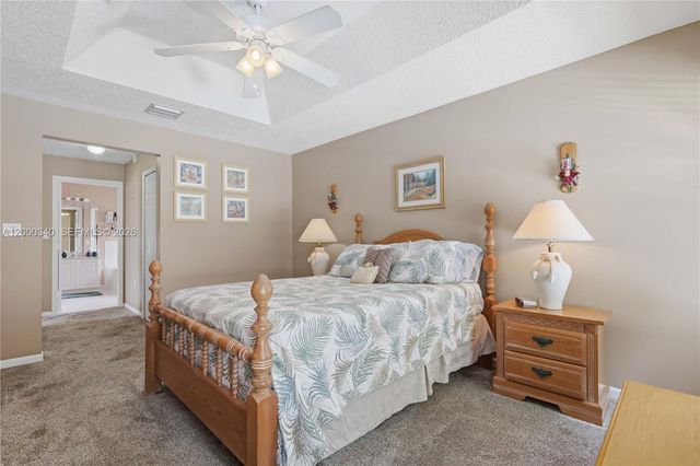 14033 N Cypress Cove Cir, Davie, FL 33325