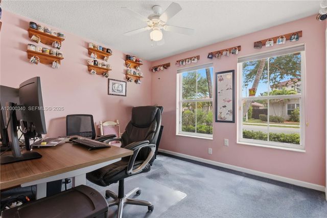 14033 N Cypress Cove Cir, Davie, FL 33325