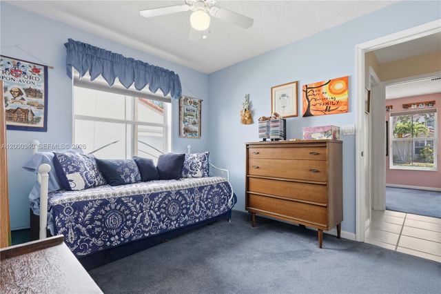 14033 N Cypress Cove Cir, Davie, FL 33325