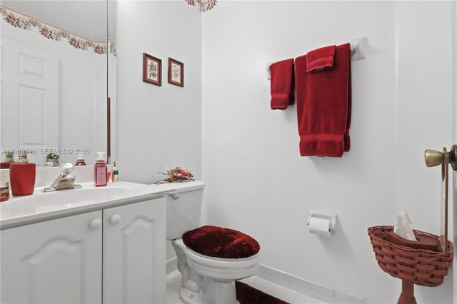 14033 N Cypress Cove Cir, Davie, FL 33325