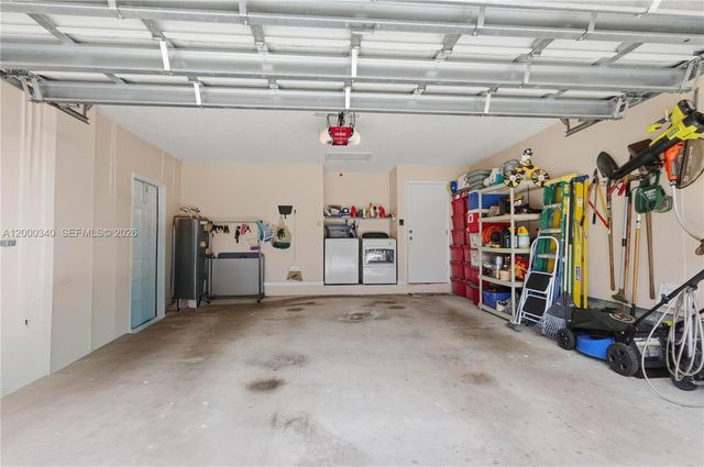 14033 N Cypress Cove Cir, Davie, FL 33325