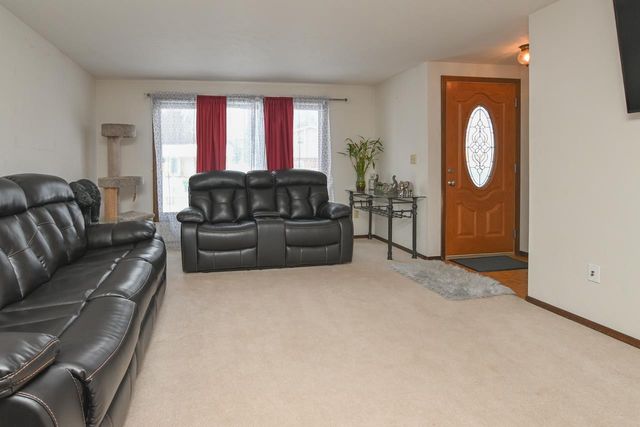 441 MENLO PARK ROAD, Green Bay, WI 54302