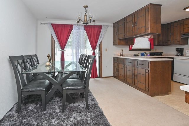 441 MENLO PARK ROAD, Green Bay, WI 54302