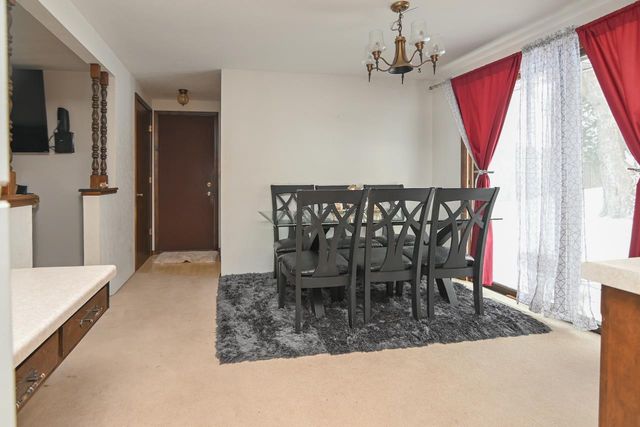 441 MENLO PARK ROAD, Green Bay, WI 54302