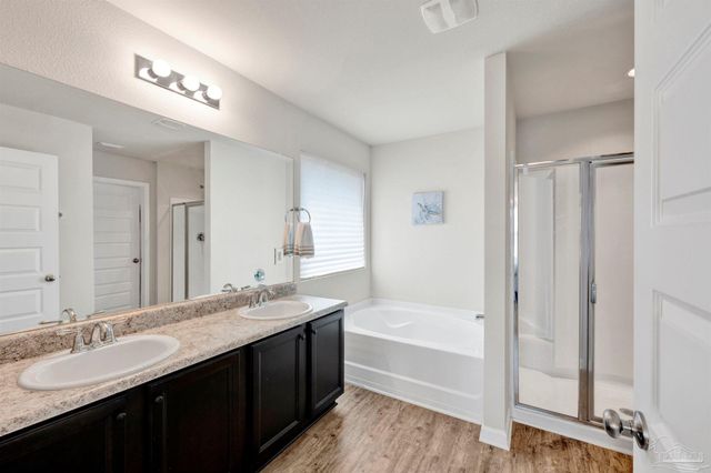 1607 Abbey Loop, Foley, AL 36535