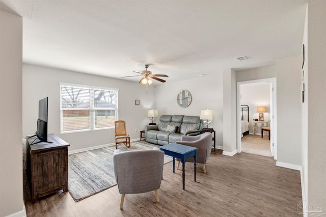 1607 Abbey Loop, Foley, AL 36535