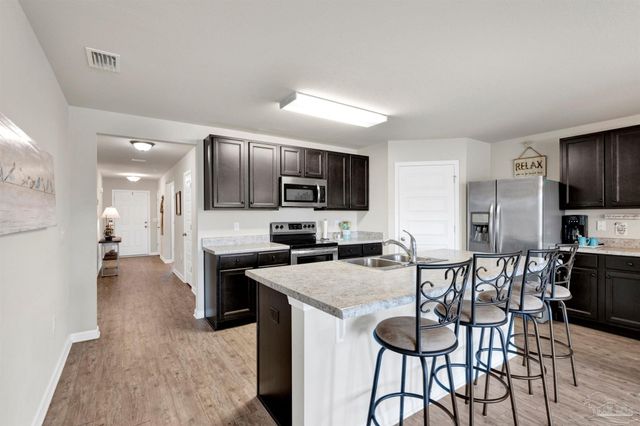 1607 Abbey Loop, Foley, AL 36535