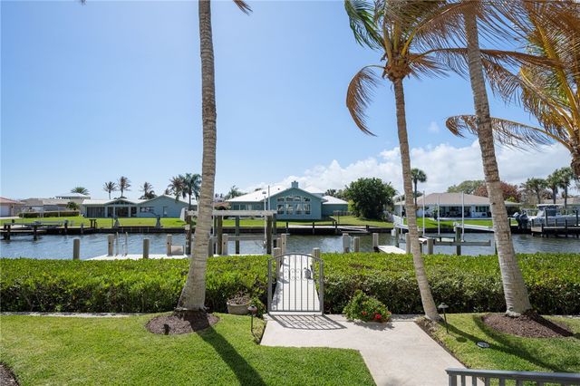 125 Mckee Lane, Vero Beach, FL 32960