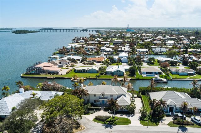 125 Mckee Lane, Vero Beach, FL 32960