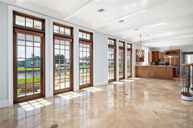 125 Mckee Lane, Vero Beach, FL 32960