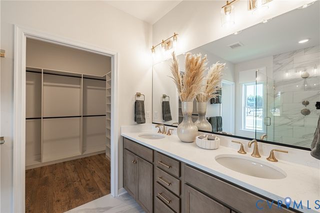 6607 Mayland Ridge Ln, Moseley, VA 23120