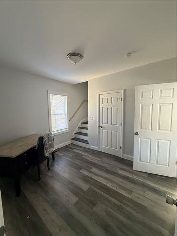 1076 Plainfield Street, Johnston, RI 02919