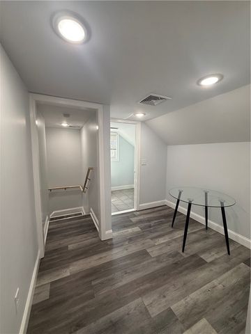 1076 Plainfield Street, Johnston, RI 02919