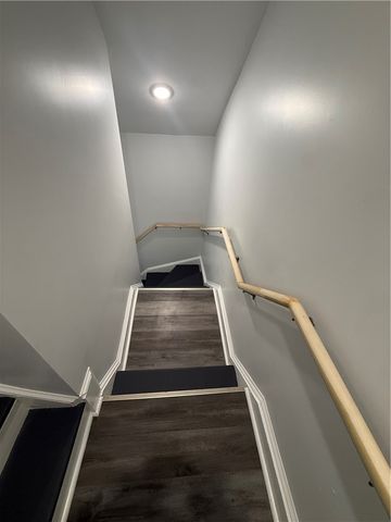 1076 Plainfield Street, Johnston, RI 02919