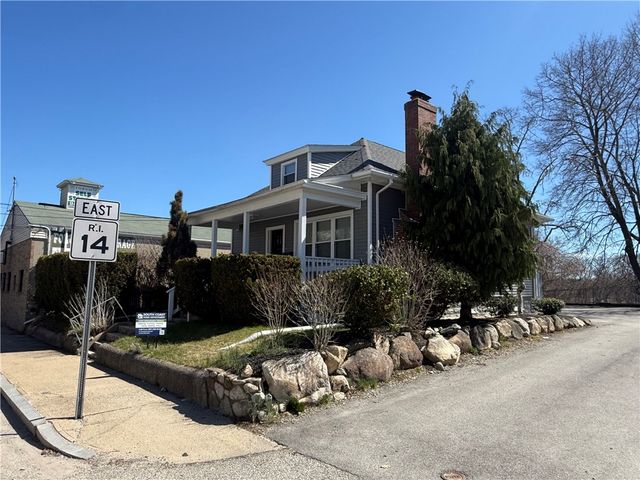 1076 Plainfield Street, Johnston, RI 02919