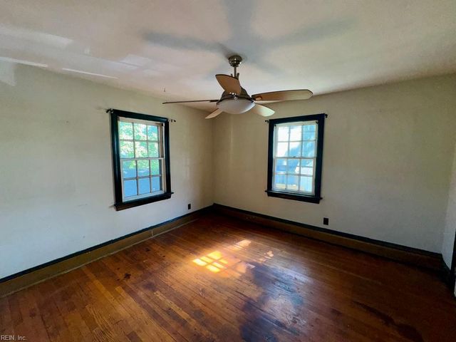 2910 Woodland AVE, Norfolk, VA 23504