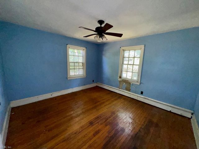 2910 Woodland AVE, Norfolk, VA 23504