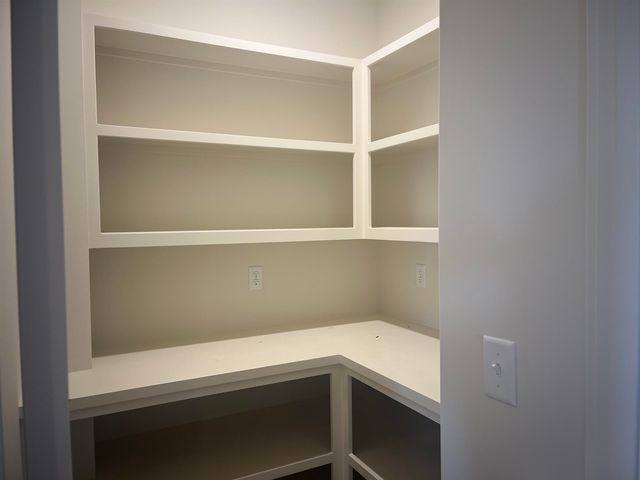 8471 W Pebble, Maize, KS 67101