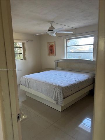 17960 NE 6th Ave, North Miami Beach, FL 33162