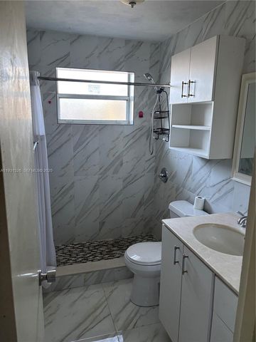 17960 NE 6th Ave, North Miami Beach, FL 33162