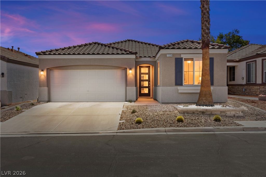 7229 Fountain Village Avenue, Las Vegas, NV 89113 — exterior