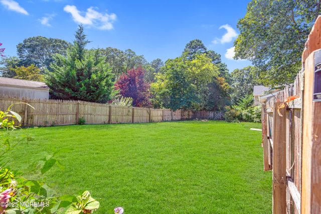 542 Princess Court, Toms River, NJ 08753