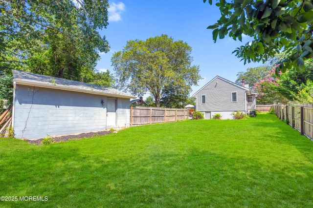 542 Princess Court, Toms River, NJ 08753