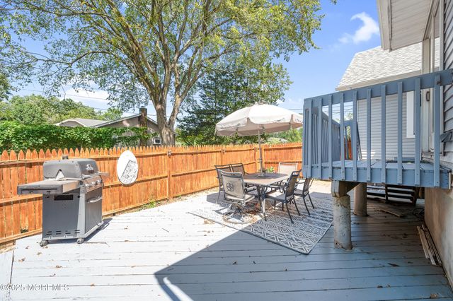 542 Princess Court, Toms River, NJ 08753