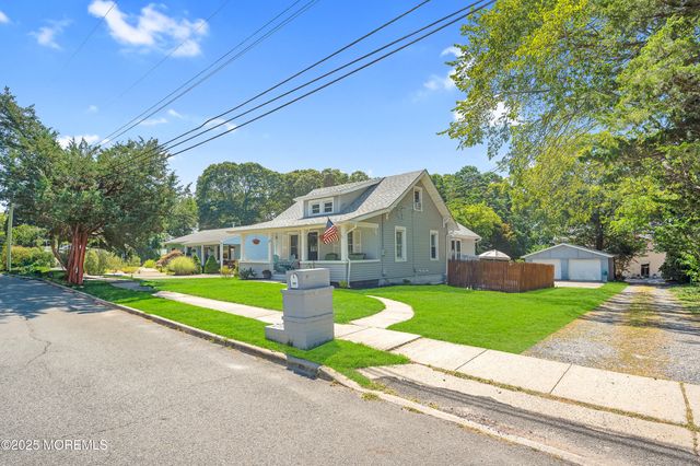 542 Princess Court, Toms River, NJ 08753