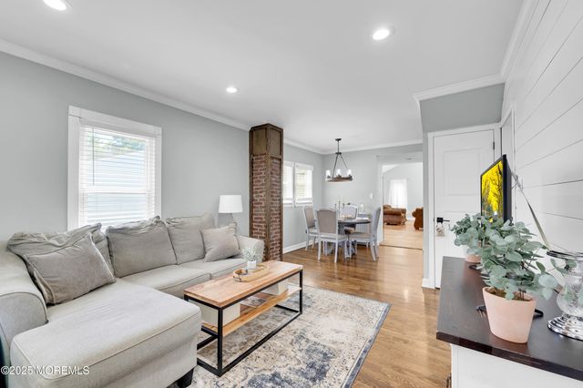 542 Princess Court, Toms River, NJ 08753