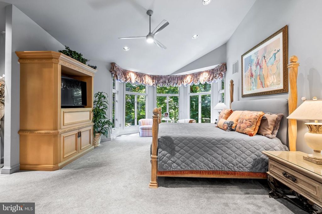 Image 28 of property listing at 12113 HENESON GARTH, Owings Mills, MD 21117