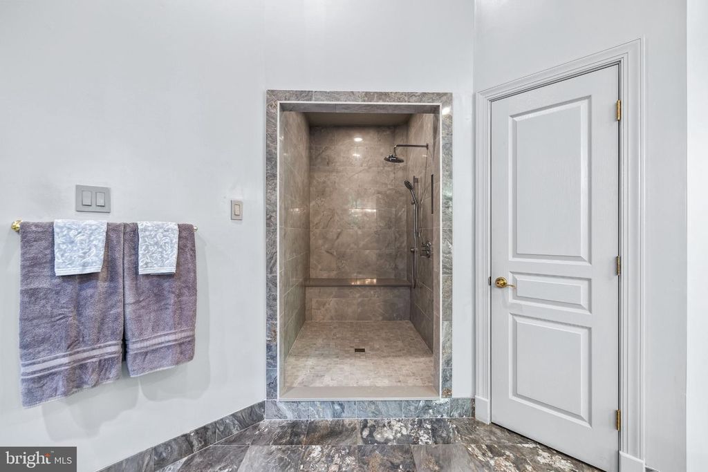 Image 33 of property listing at 12113 HENESON GARTH, Owings Mills, MD 21117