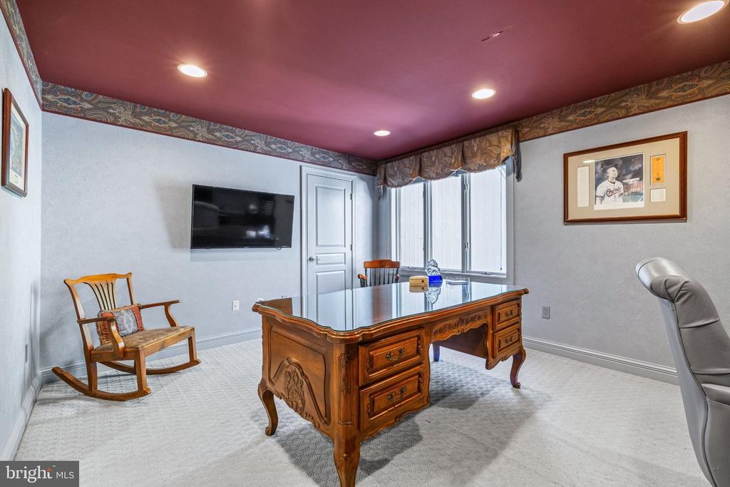 Image 36 of property listing at 12113 HENESON GARTH, Owings Mills, MD 21117