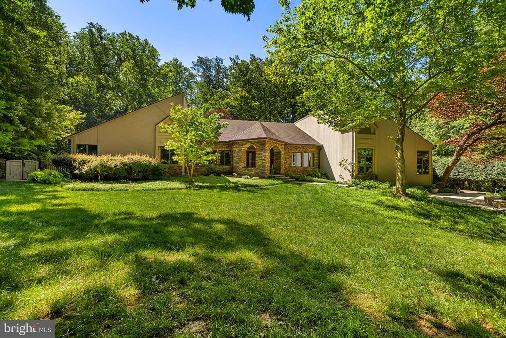 Image 73 of property listing at 12113 HENESON GARTH, Owings Mills, MD 21117