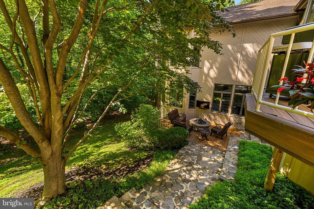 Image 78 of property listing at 12113 HENESON GARTH, Owings Mills, MD 21117