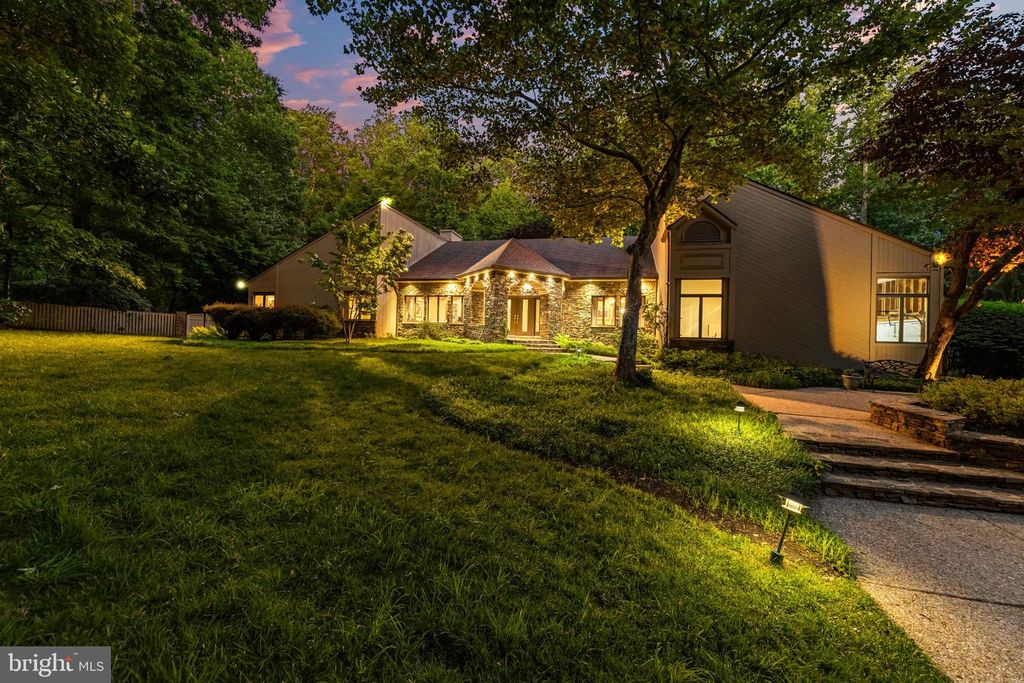 Image 87 of property listing at 12113 HENESON GARTH, Owings Mills, MD 21117