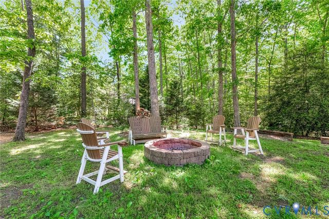 5023 Whitegate Dr, Henrico, VA 23231