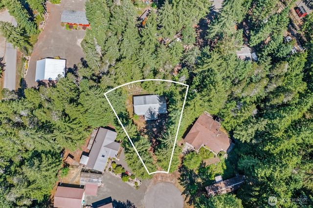 81 N Buckhorn Court, Hoodsport, WA 98548