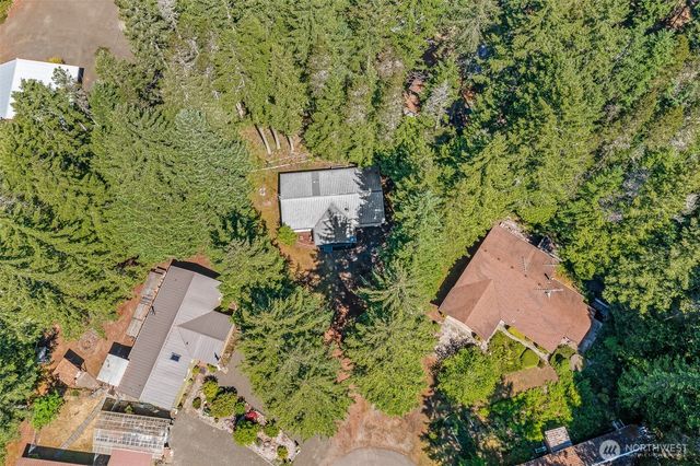 81 N Buckhorn Court, Hoodsport, WA 98548