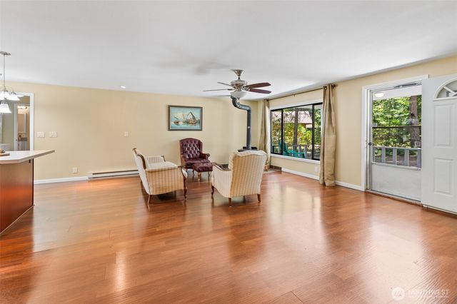 81 N Buckhorn Court, Hoodsport, WA 98548